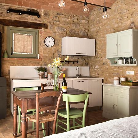 Apartamento Il Borghetto - La Bottega Di Adele Loft Castelnuovo dellʼAbate Exterior foto